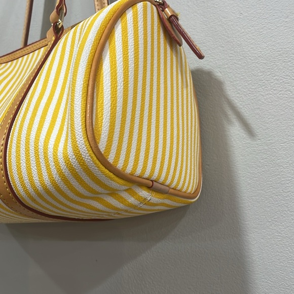 Dooney & Bourke yellow striped leather barrel satchel bag - Picture 5 of 16